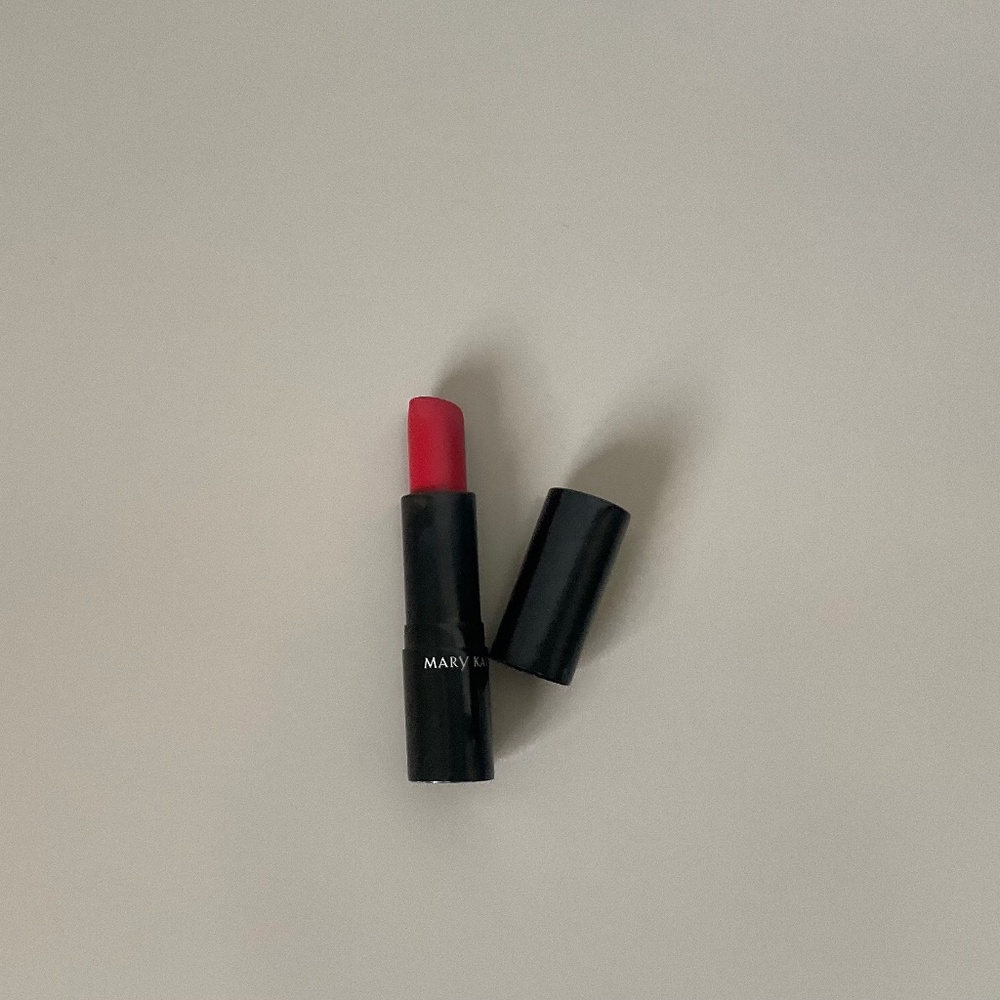 MARY KAY RED ROMA Lipsticks women’s